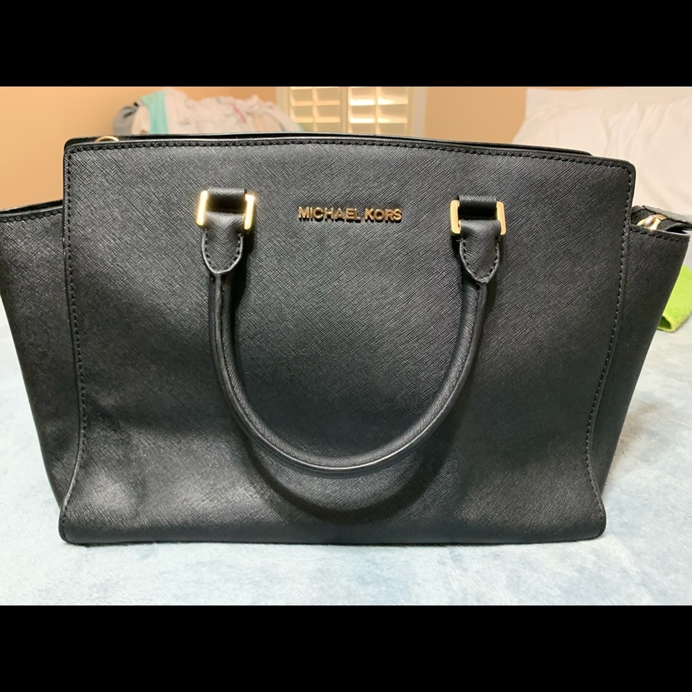 Michael Kors purse
